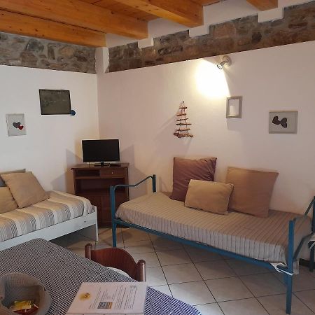 A Casa Di Sole Brovello-Carpugnino Exterior photo