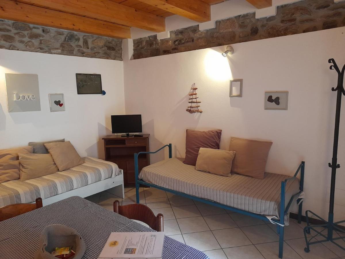 A Casa Di Sole Brovello-Carpugnino Exterior photo