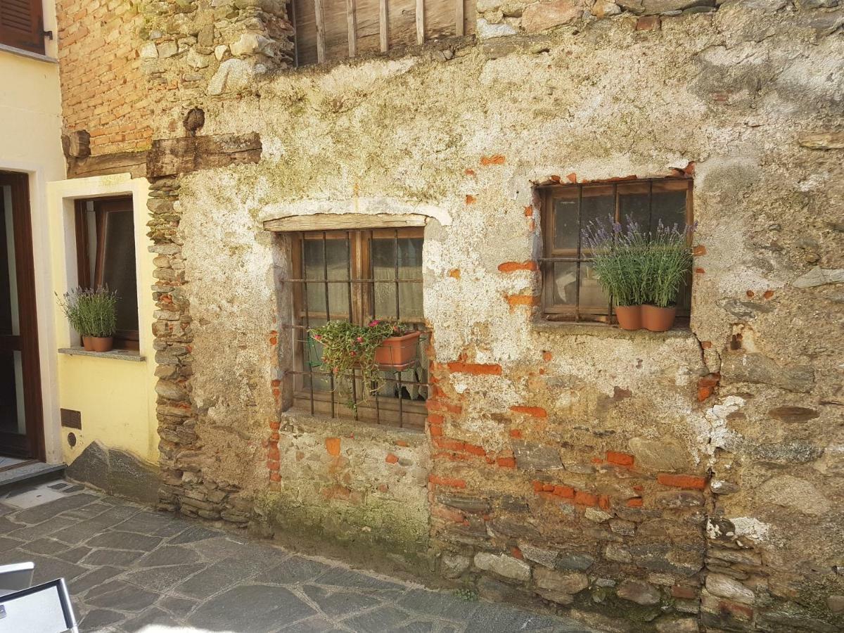 A Casa Di Sole Brovello-Carpugnino Exterior photo
