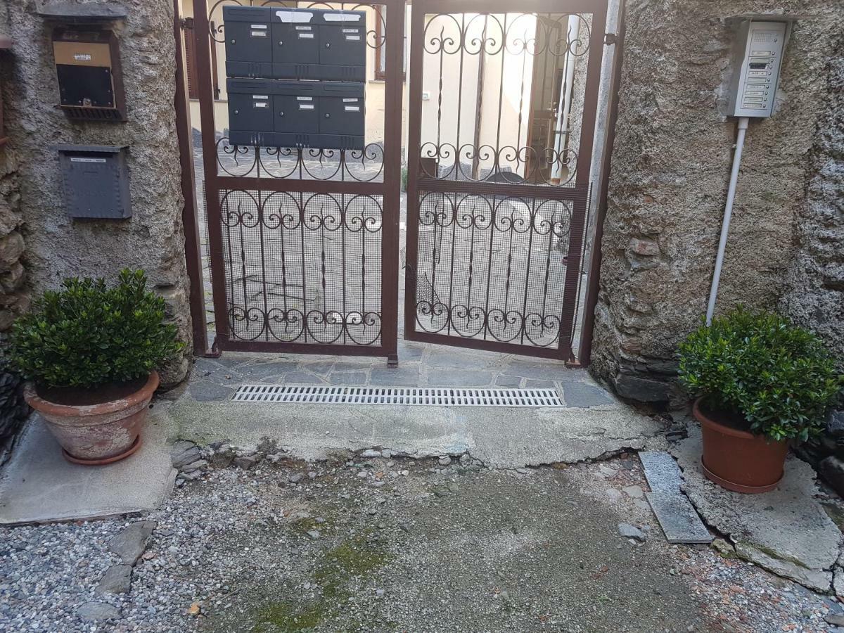 A Casa Di Sole Brovello-Carpugnino Exterior photo
